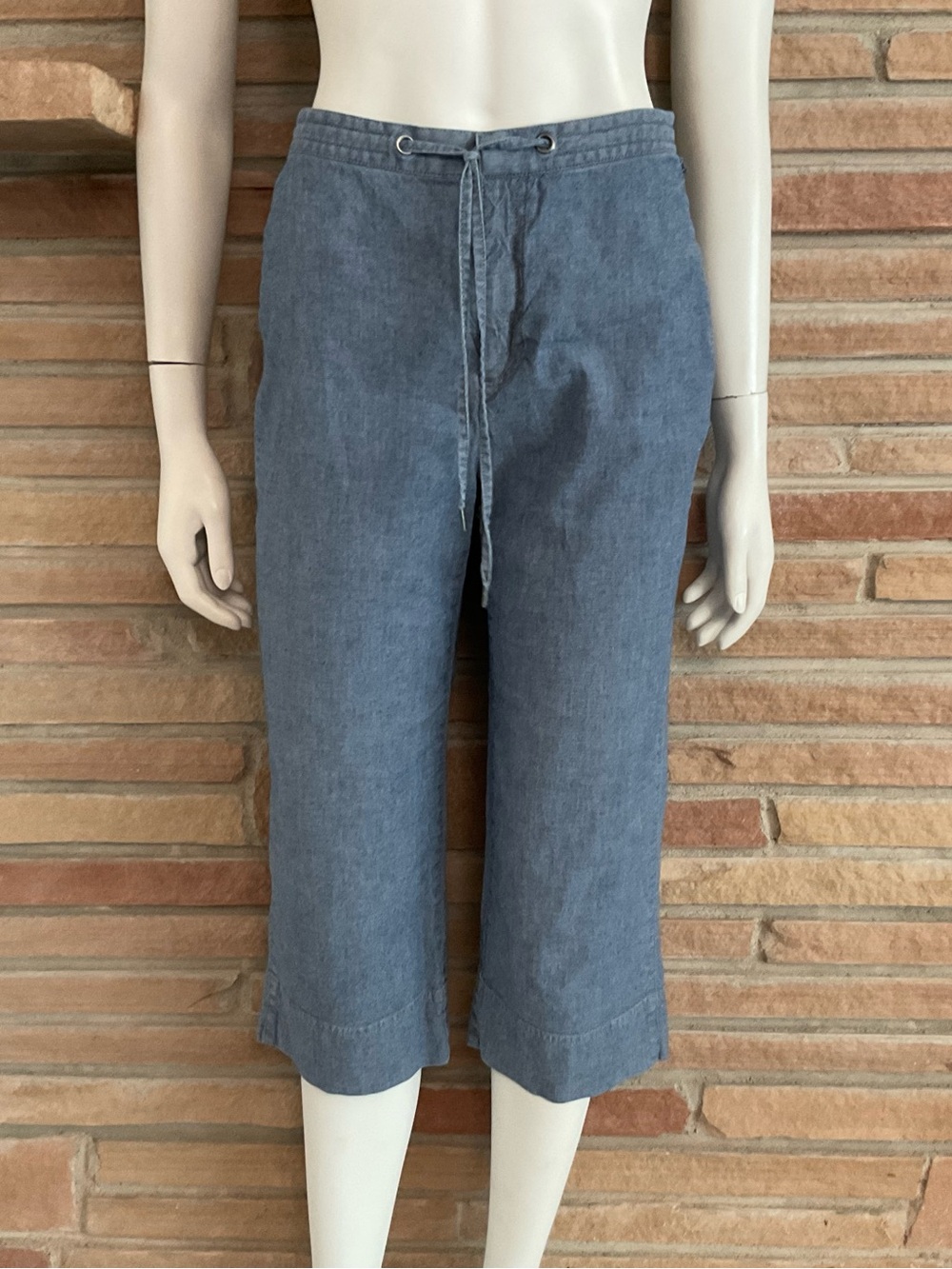 Liz Claiborne Tabitha Chambray Capris Vintage Y2K Size 4 Petite